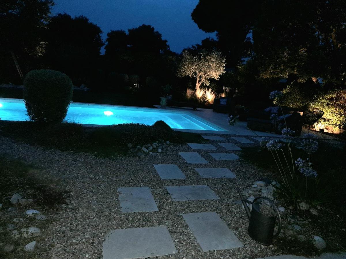 La Mathilde Bed & Breakfast Villeneuve-lès-Avignon Exterior foto